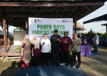Sukses Kembangkan Inovasi Pertanian Modern, Faperta UMSU Gelar Panen Raya Melon Hidroponik